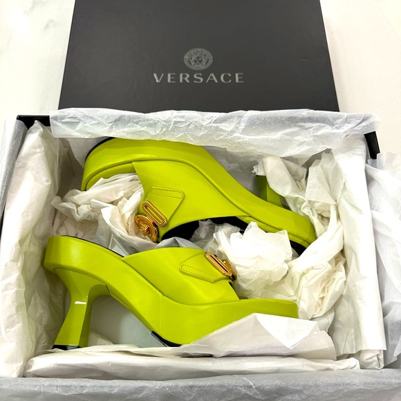 Versace Medusa Sandals - Picture 7 of 9